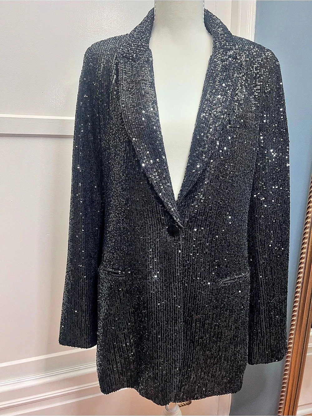 Elie Tahari Women's Sequin Blazer in Black Size 8  NWOT